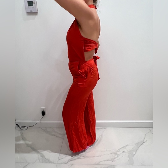 Elegant orange silky jumpsuit - Picture 2 of 6